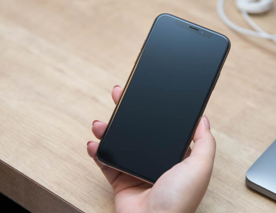 格安SIM × iPhone XS, XS Max, XR 新型iPhoneもBIC SIMでお得に使おう